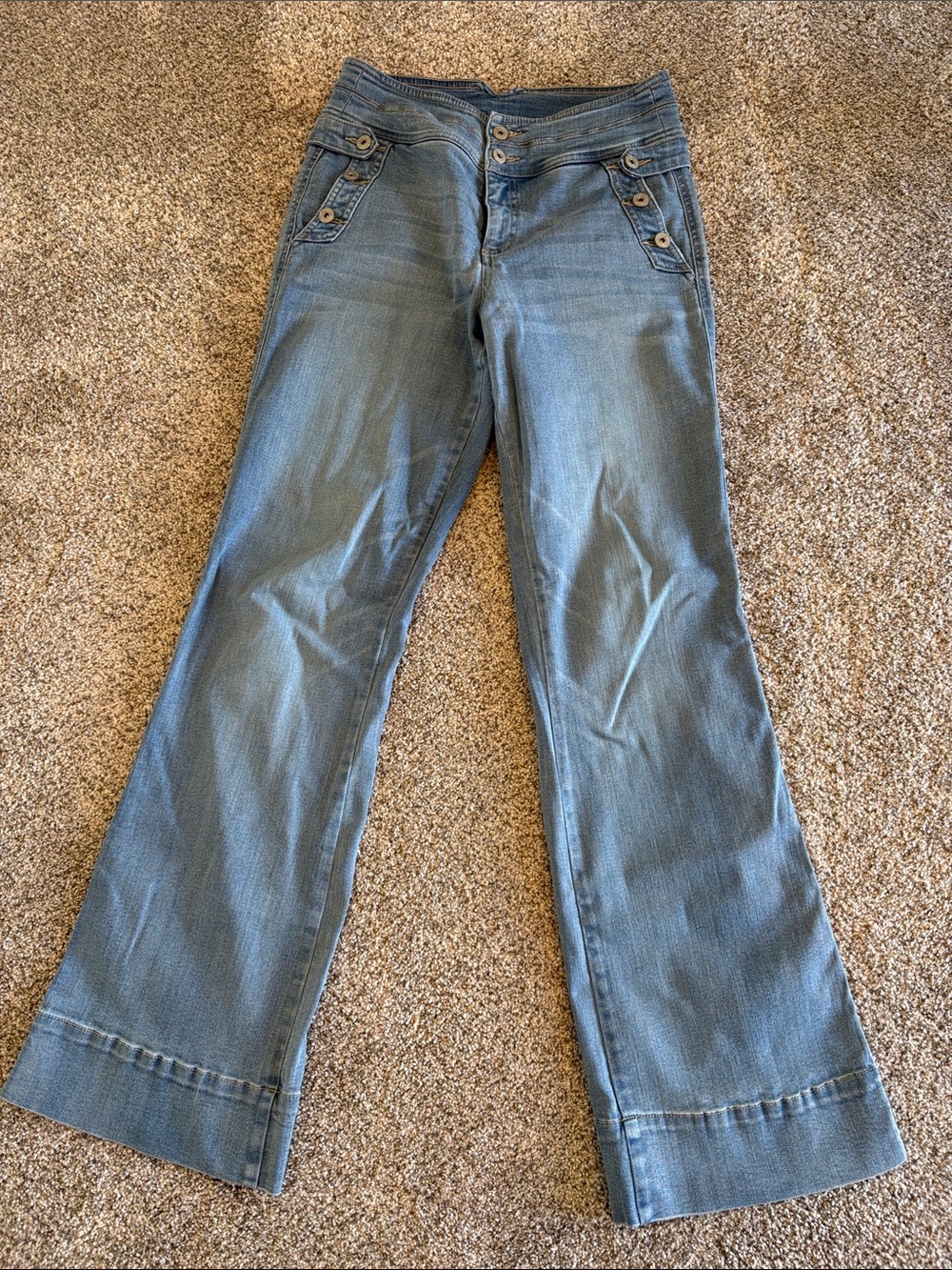 INC International Concepts Light Blue Wide Leg Jeans with Button Detail size 4